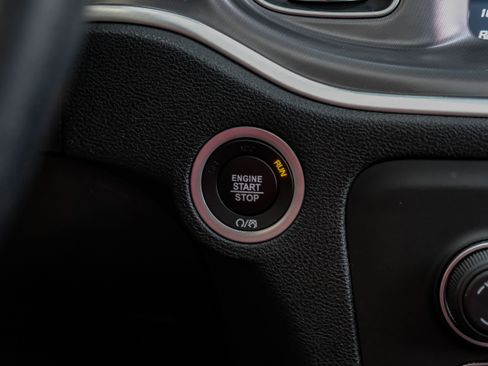 Used 2019 Dodge Charger Scat Pack w/ Navigation & Travel Group RWD image 21