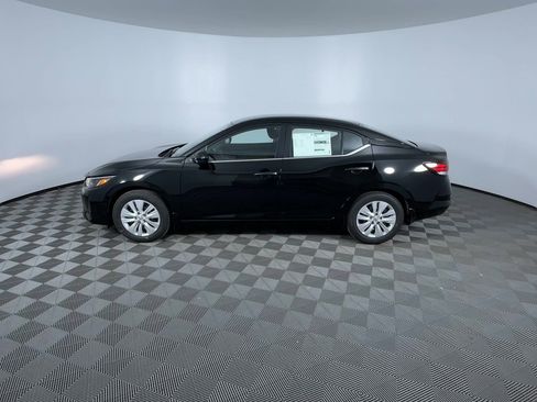 New 2025 Nissan Sentra S image 5