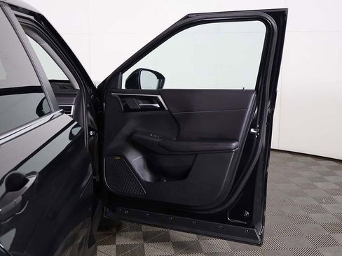 New 2025 Mitsubishi Outlander SE FWD image 24