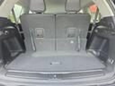 Used 2023 Jeep Grand Cherokee L Limited RWD image 16