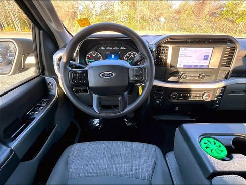 Used 2023 Ford F150 XLT image 9