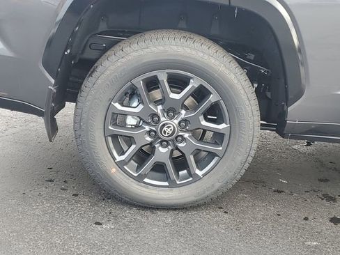 Used 2026 Toyota Sequoia Platinum image 5