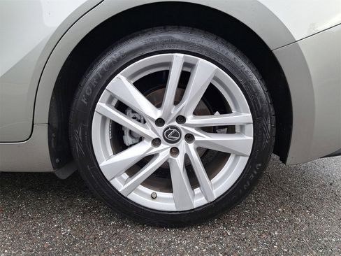 Used 2021 Lexus IS 300 image 36