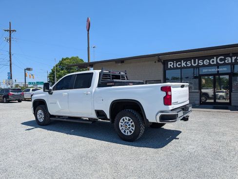 Used 2020 Chevrolet Silverado 2500 LT w/ Convenience Package AWD/4WD image 9