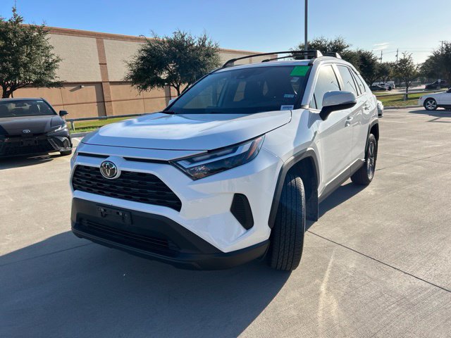 Certified 2024 Toyota RAV4 XLE w/ Convenience Package FWD image 8