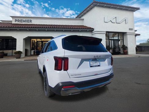 New 2026 Kia Sorento S AWD/4WD image 6