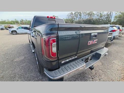 Used 2018 GMC Sierra 1500 SLT w/ Enhanced Driver Alert Package image 23