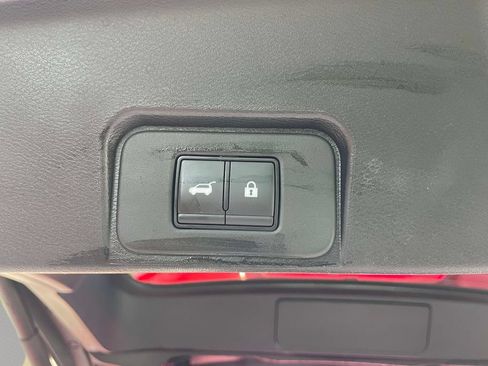 Used 2026 Nissan Rogue SV FWD image 10