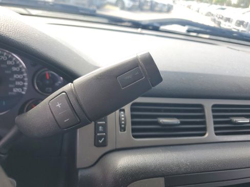 Used 2014 Chevrolet Silverado 2500 LTZ w/ LTZ Plus Package image 24