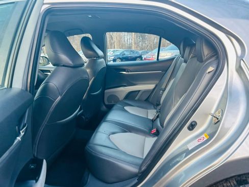 Used 2019 Toyota Camry LE image 41