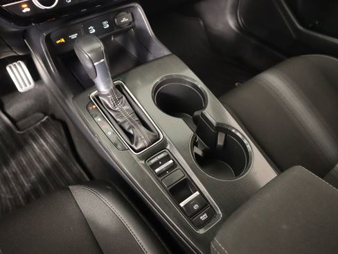 Used 2025 Honda Civic Sport image 8