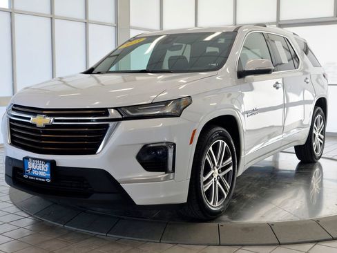 Used 2023 Chevrolet Traverse High Country image 4
