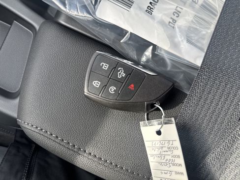 New 2026 GMC Sierra 1500 Elevation image 29