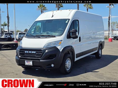 Used 2026 RAM ProMaster 2500 w/ Convenience Group FWD image 3