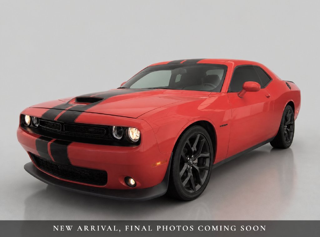 Used 2021 Dodge Challenger R/T RWD image 1