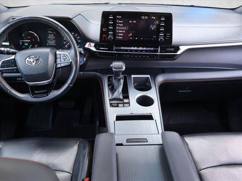 Certified 2021 Toyota Sienna XSE AWD/4WD image 25