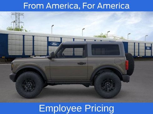 New 2026 Ford Bronco 2-Door w/ Sasquatch Package AWD/4WD image 5