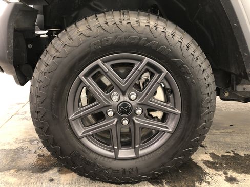 Certified 2025 Jeep Wrangler Sport S image 25