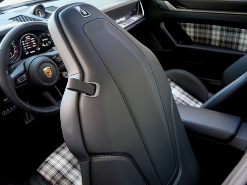 Used 2025 Porsche 911 Turbo AWD/4WD image 23