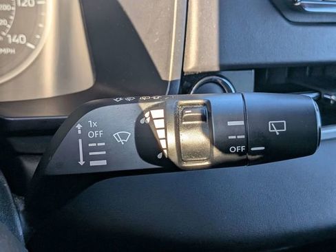 Used 2024 Mitsubishi Outlander ES image 26