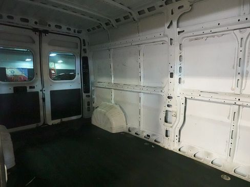 Used 2023 RAM ProMaster 2500 FWD image 23