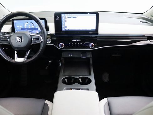 Used 2025 Honda Prologue Touring image 17