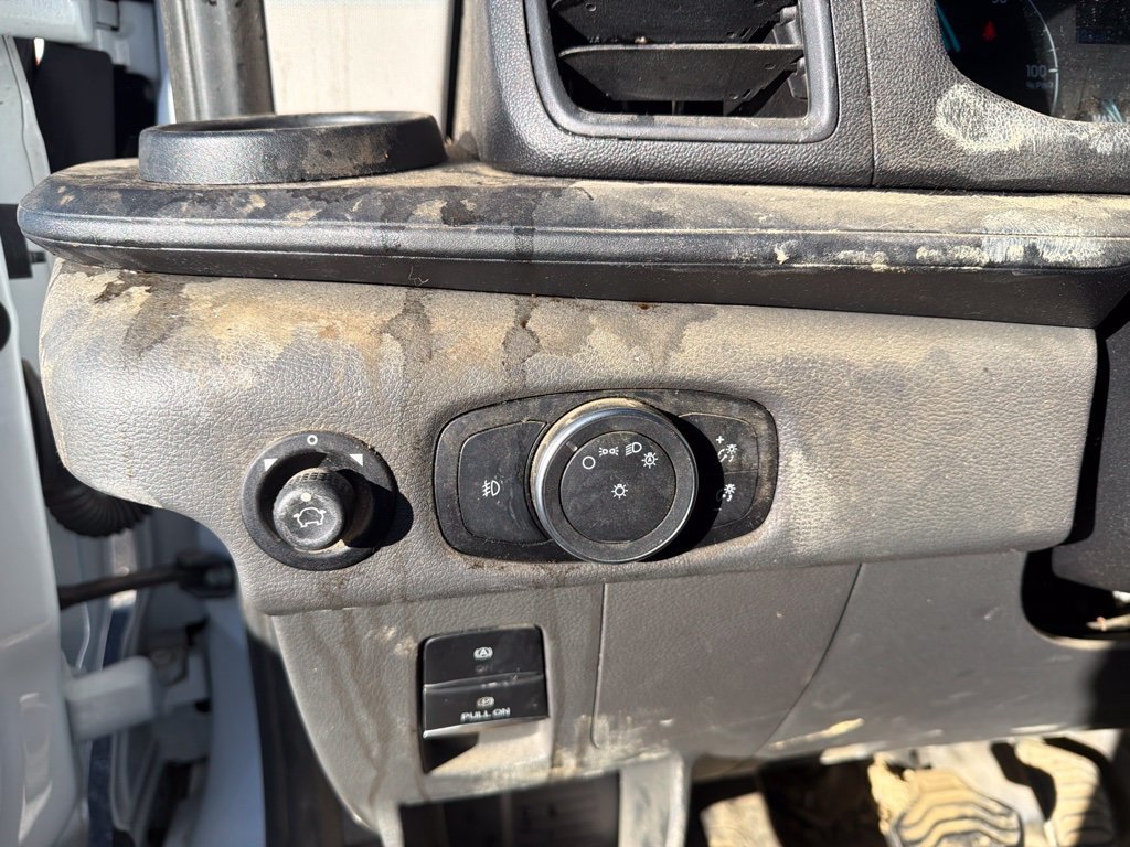 Used 2022 Ford E-Transit Low Roof w/ Load Area Protection Package RWD image 12