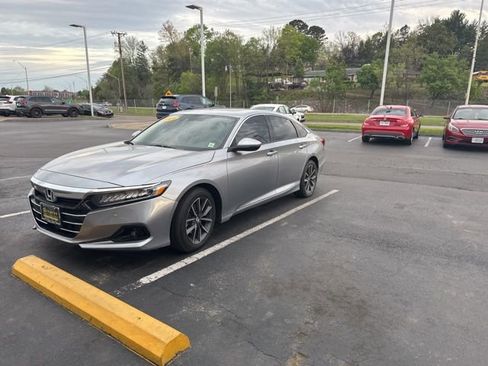 Used 2021 Honda Accord EX-L image 3