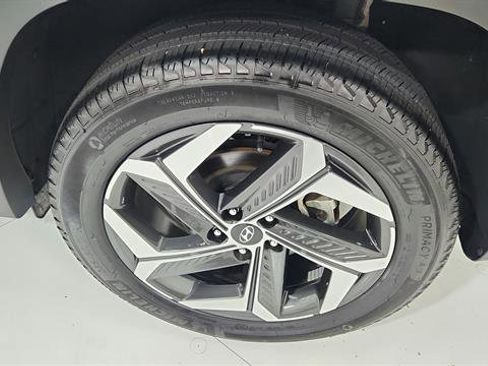 Used 2024 Hyundai Tucson Limited image 34