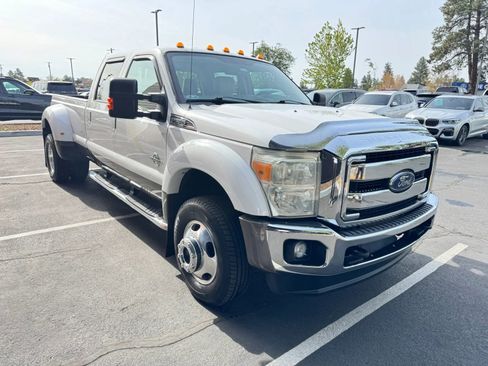 Used 2016 Ford F350 Lariat w/ Lariat Interior Package AWD/4WD image 7