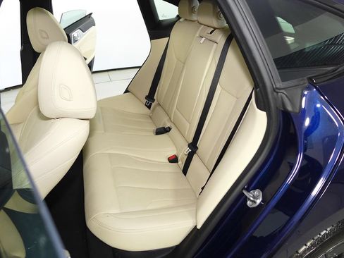 Used 2023 BMW i4 eDrive35 w/ Premium Package RWD image 21