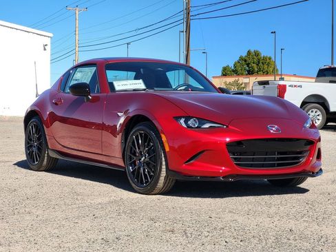 New 2025 MAZDA MX-5 Miata RF Club image 2