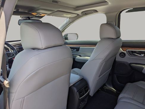 Used 2019 Honda CR-V Touring image 17