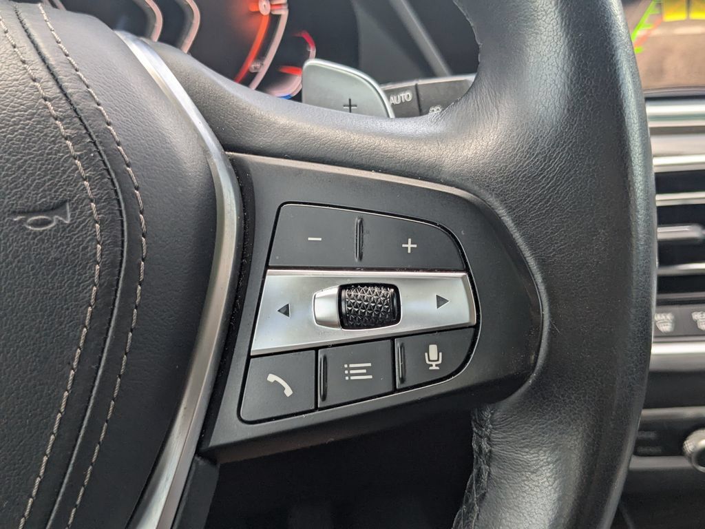 Used 2023 BMW X5 xDrive40i w/ Executive Package AWD/4WD image 13