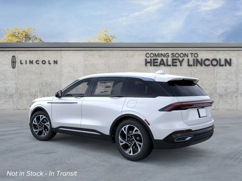 New 2026 Lincoln Nautilus Premier image 4