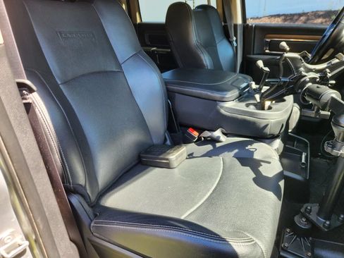 Used 2017 RAM 2500 Laramie AWD/4WD image 31