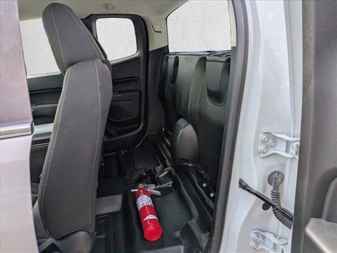 Used 2020 Chevrolet Colorado LT w/ Safety Package image 15