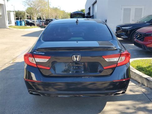 Used 2021 Honda Accord Sport image 7