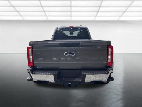 Used 2026 Ford F350 XLT AWD/4WD image 4