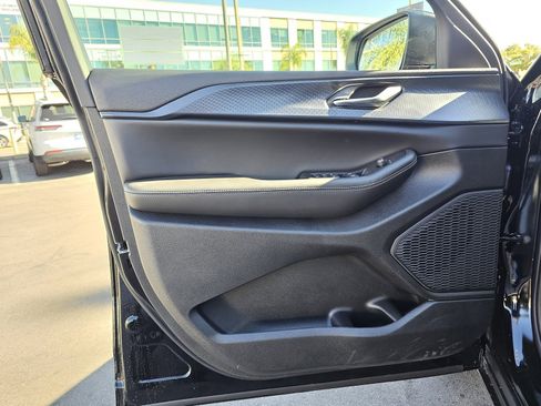 New 2025 Jeep Grand Cherokee L Laredo image 20