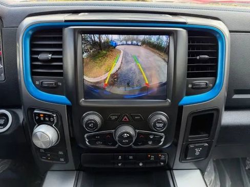 Used 2018 RAM 1500 Sport w/ Hydro Blue Sport Package AWD/4WD image 12