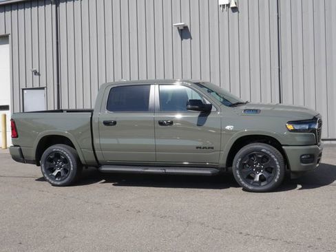 Used 2026 RAM 1500 Big Horn AWD/4WD image 8
