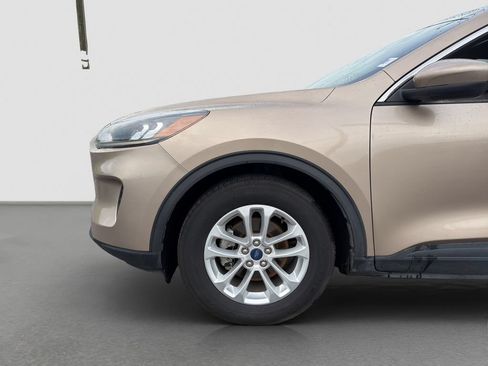 Used 2020 Ford Escape SE FWD image 22