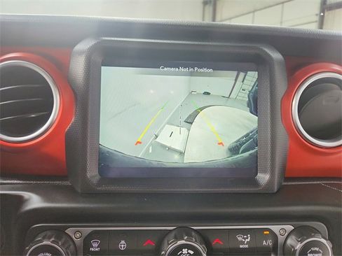 Used 2021 Jeep Wrangler Unlimited Rubicon image 28