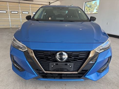 Used 2020 Nissan Sentra SR image 2