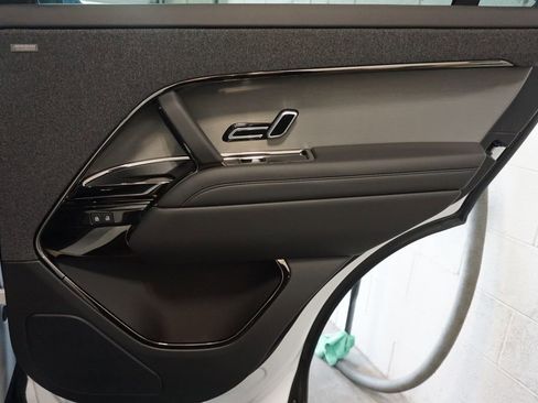 New 2025 Land Rover Range Rover Sport Dynamic SE image 25