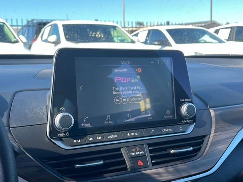 Used 2025 Nissan Altima 2.5 SV image 20