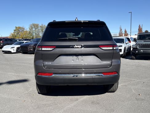 New 2025 Jeep Grand Cherokee Laredo X w/ Luxury Tech Group I image 5