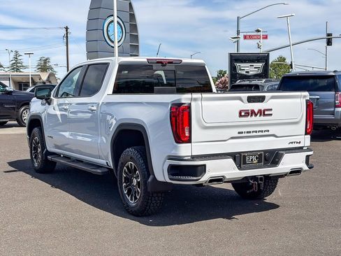 Used 2020 GMC Sierra 1500 AT4 w/ AT4 Premium Package image 2
