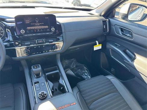 New 2025 Nissan Pathfinder Rock Creek image 20